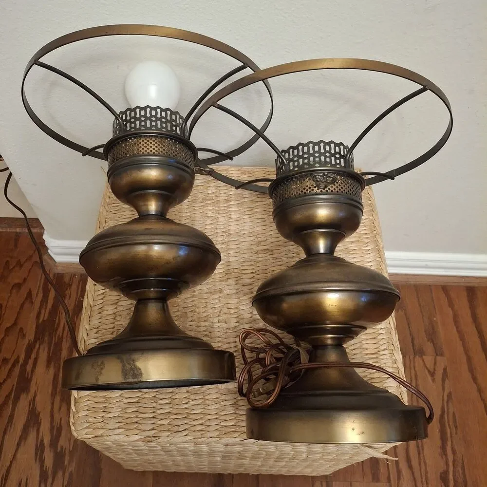 Vintage MCM Mid Century Brass Electric Oil Style Table Lamp (2) Retro Regency